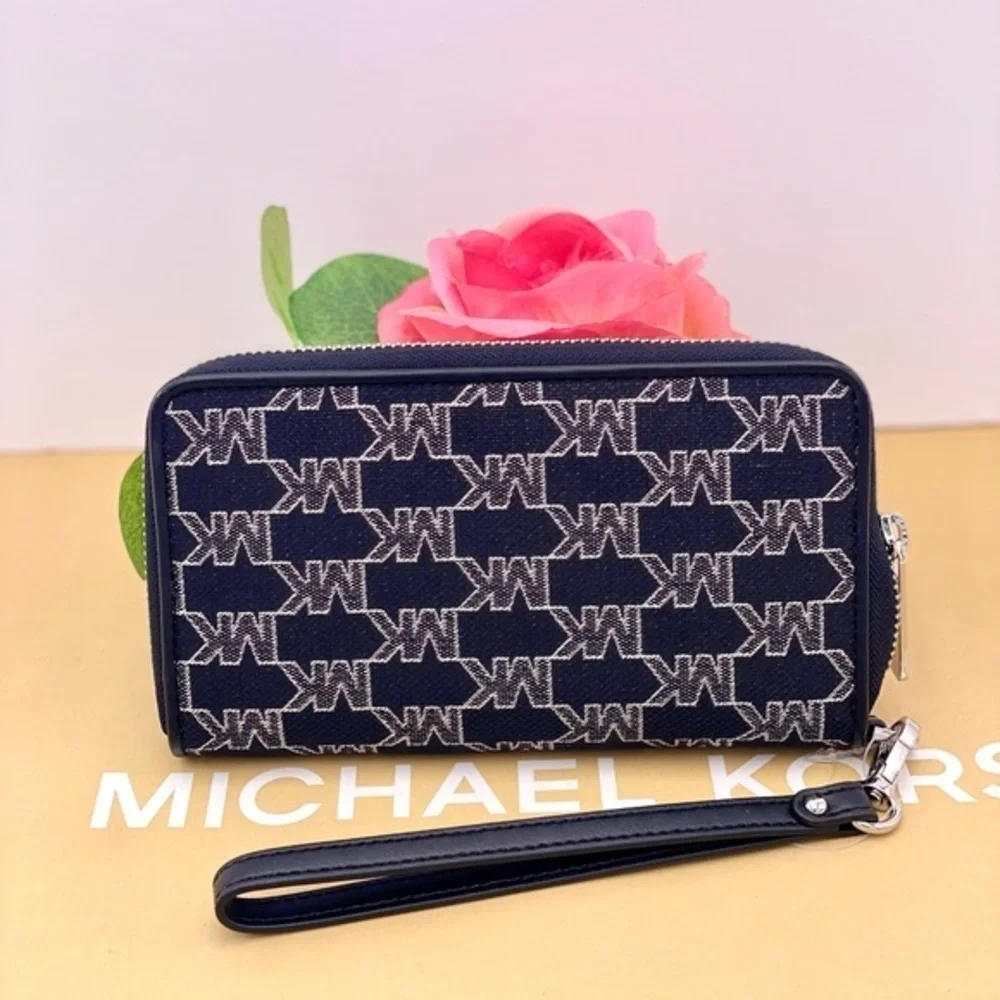 Michael Kors Jet Set Travel Wallet  Phone Case Wristlet Glimmer MK Print